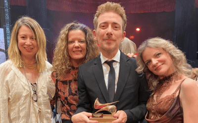 Premio a Víctor Clavijo como Mejor Actor de Reparto de Teatro por «Blaubeeren»